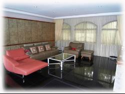 Garlick Avenue (D10), Detached #769512